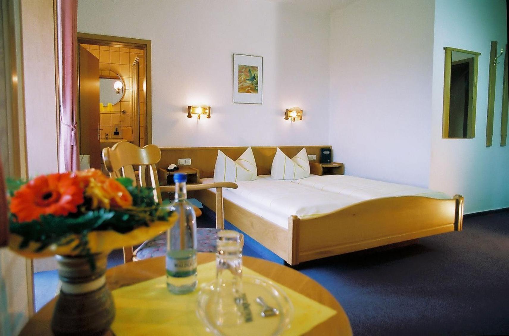 Hotel Zum Schneekopf "Garni" Gehlberg Екстер'єр фото
