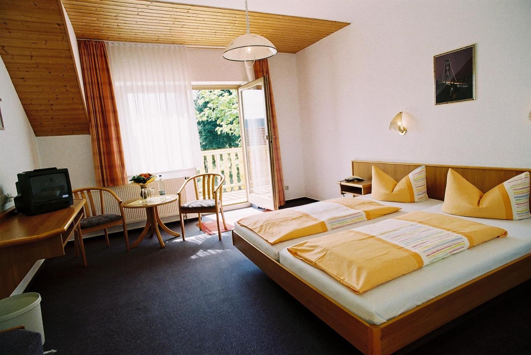 Hotel Zum Schneekopf "Garni" Gehlberg Екстер'єр фото