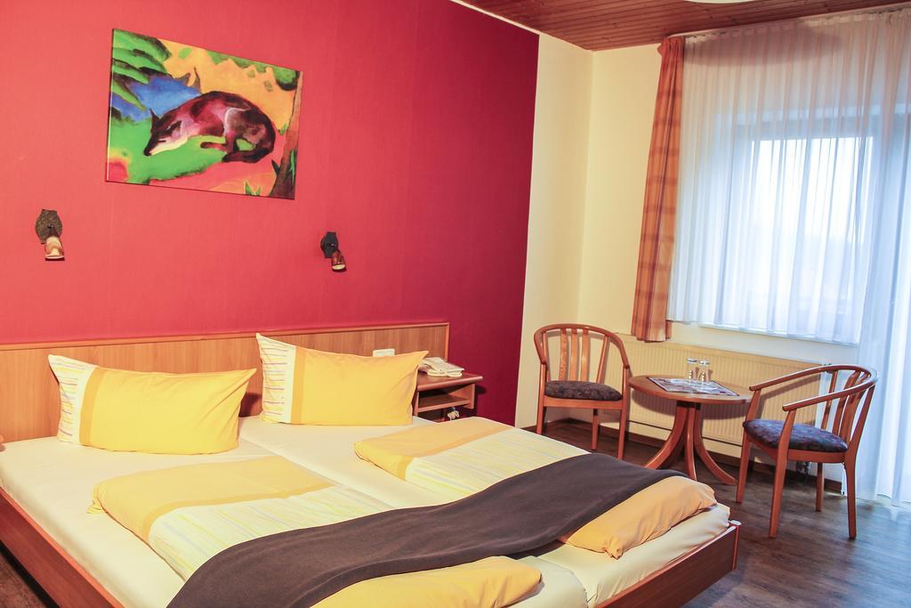 Hotel Zum Schneekopf "Garni" Gehlberg Екстер'єр фото